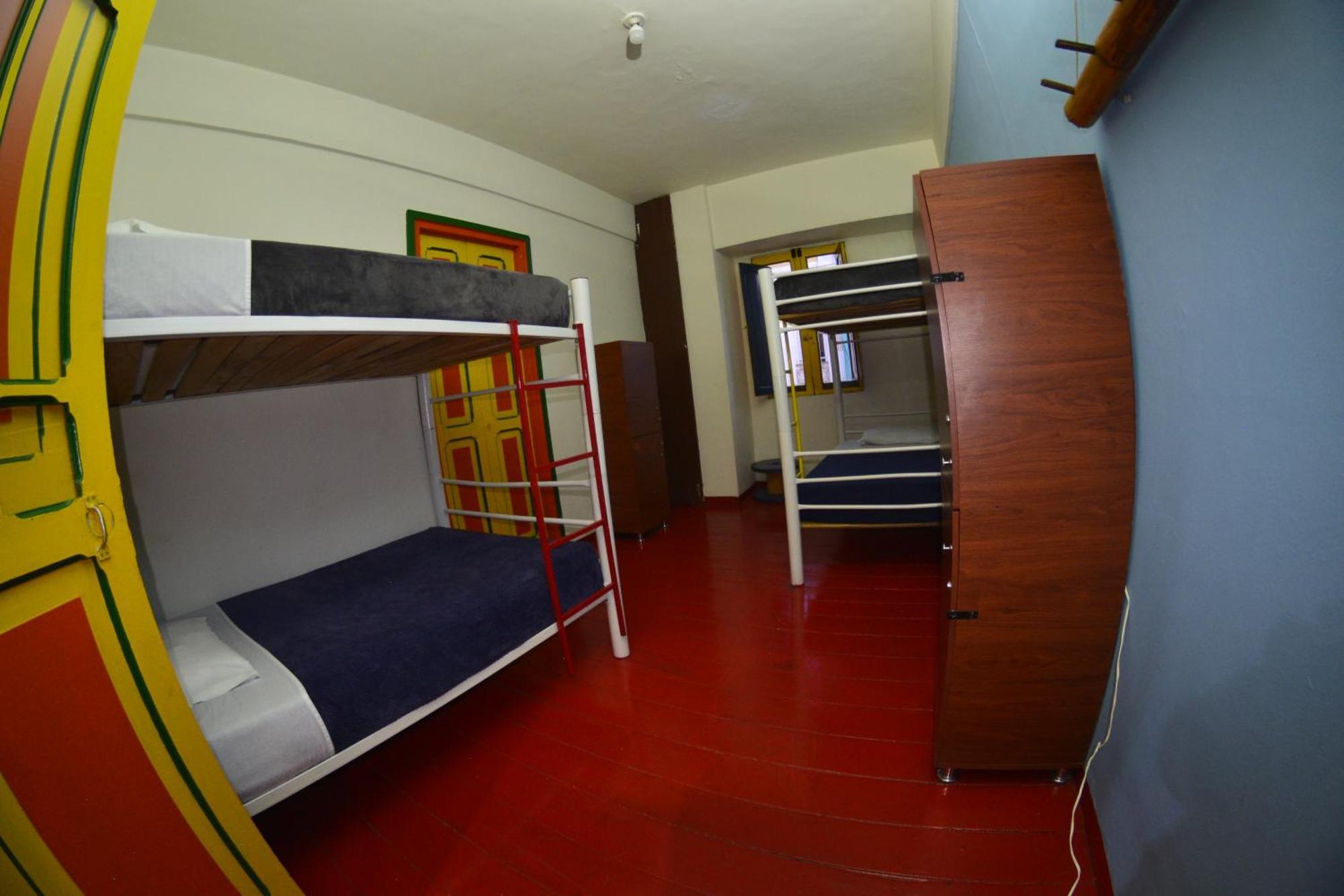 Golden Frog Manizales Hostel Екстериор снимка